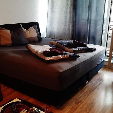 Tolle Private 2-Zimmer Wohnung Im Szene Bezirk Berlin-Friedrichshain Esterno foto