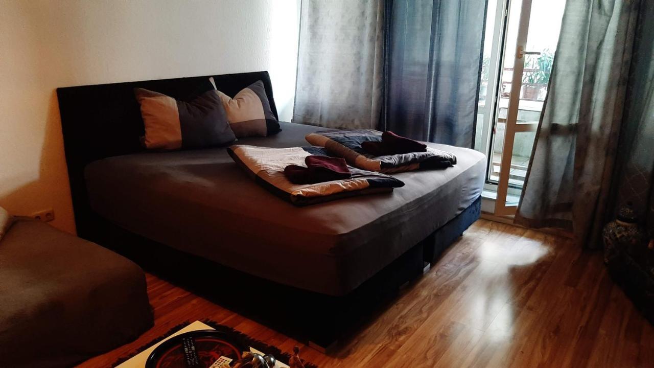 Tolle Private 2-Zimmer Wohnung Im Szene Bezirk Berlin-Friedrichshain Esterno foto