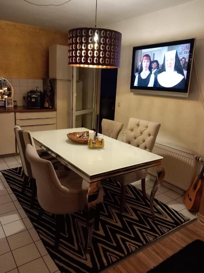 Tolle Private 2-Zimmer Wohnung Im Szene Bezirk Berlin-Friedrichshain Esterno foto