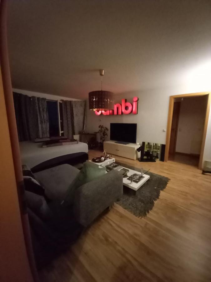 Tolle Private 2-Zimmer Wohnung Im Szene Bezirk Berlin-Friedrichshain Esterno foto
